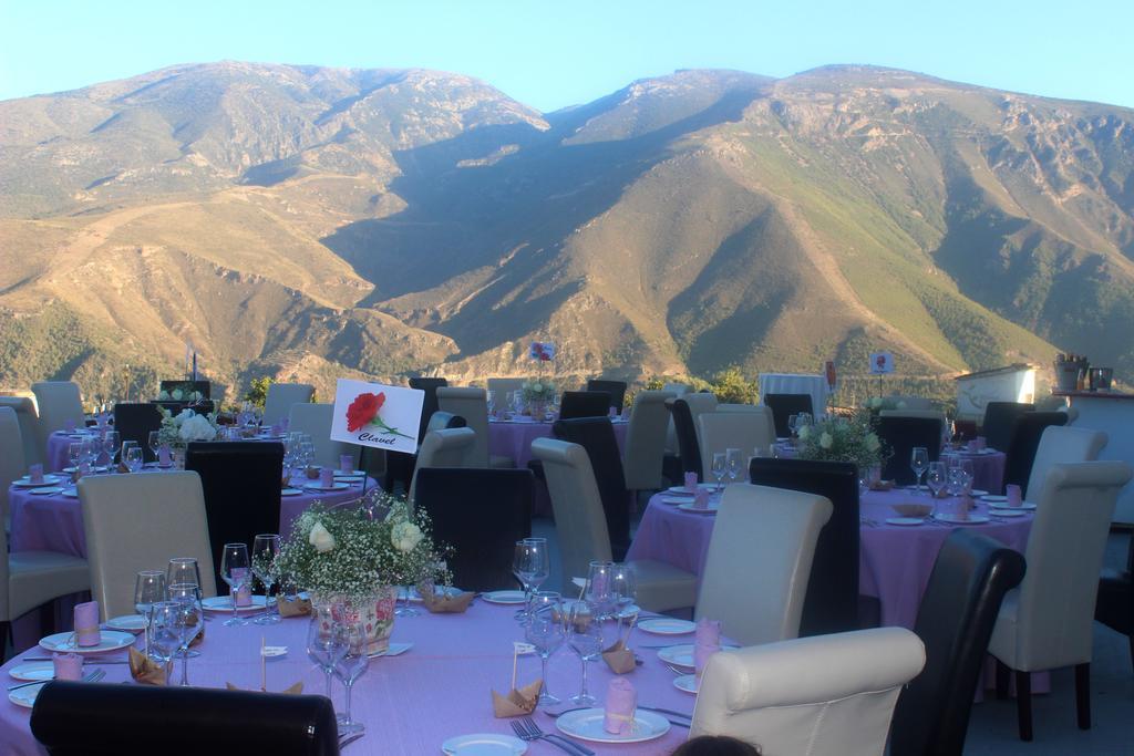Hotel Puerta Nazari Орхива Екстериор снимка