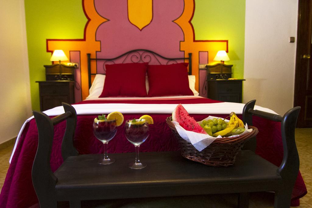 Hotel Puerta Nazari Орхива Екстериор снимка