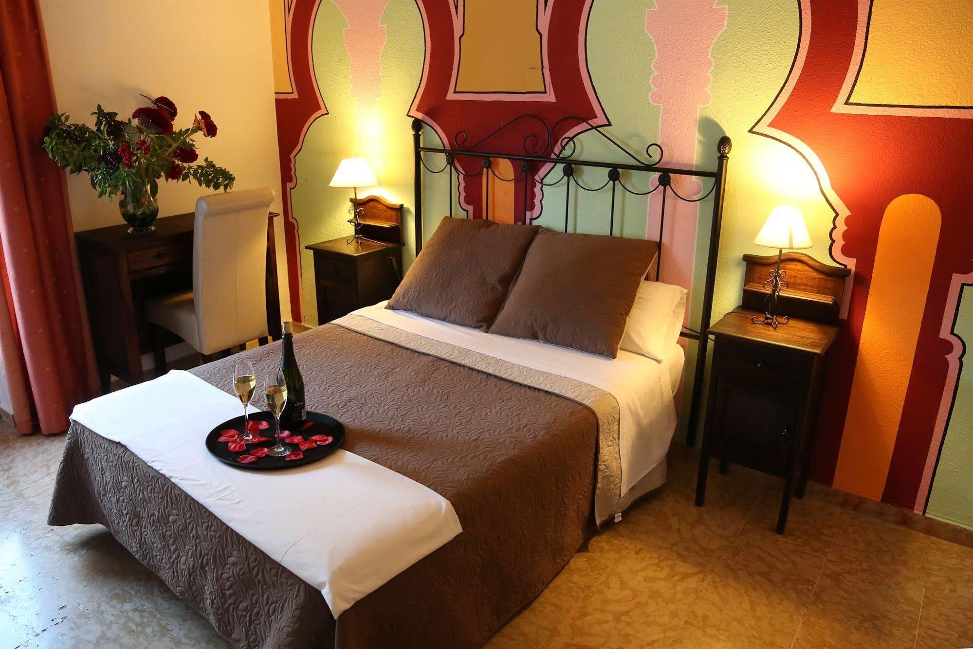 Hotel Puerta Nazari Орхива Екстериор снимка