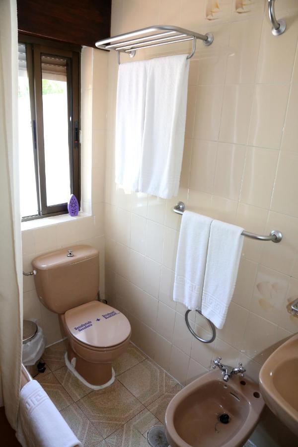 Hotel Puerta Nazari Орхива Стая снимка
